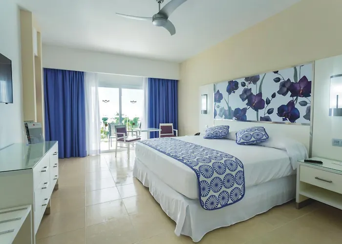 Riu Playacar Resort